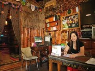 Berambih Lodge Кучинг Экстерьер фото